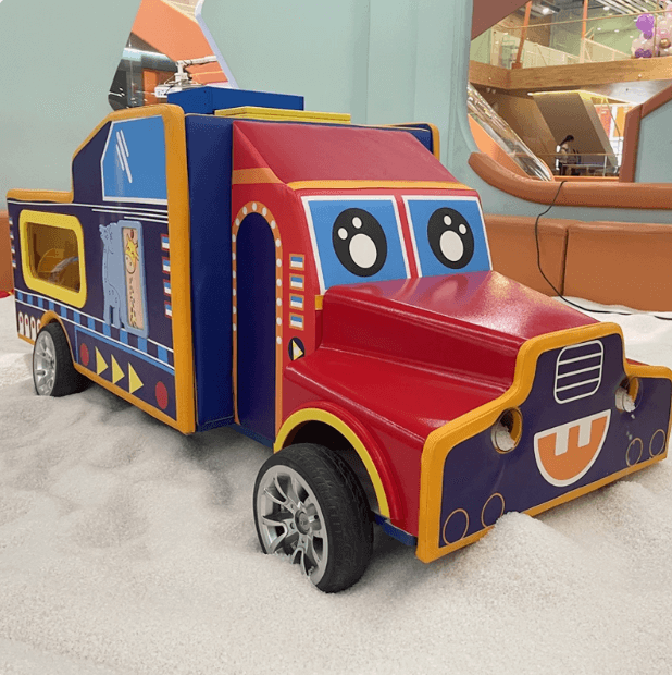 Children's sand pool car