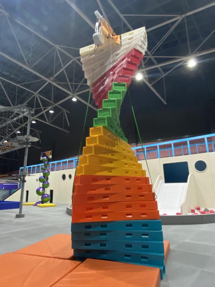 Bricks Climbing Tower,Plastic Climbing Wall,building block Climbing