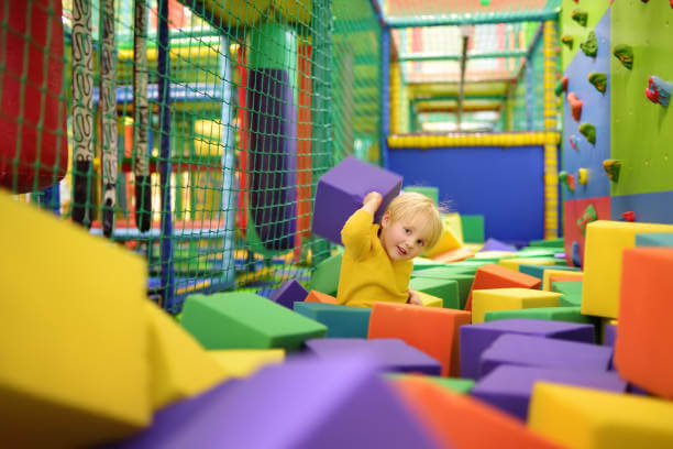 Foam pit
kids play
soft play